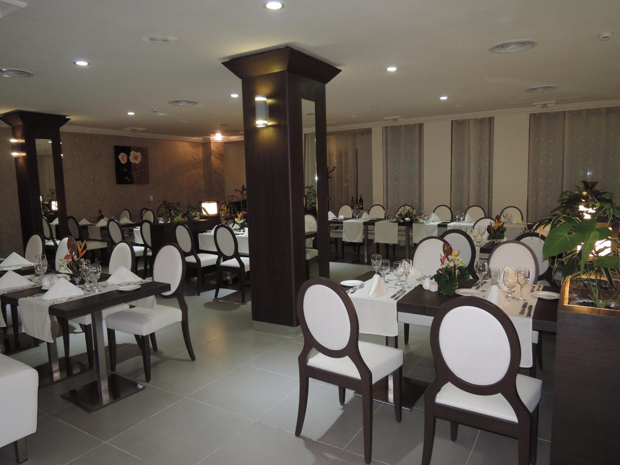 Benin Royal Hotel Cotonou Exterior foto