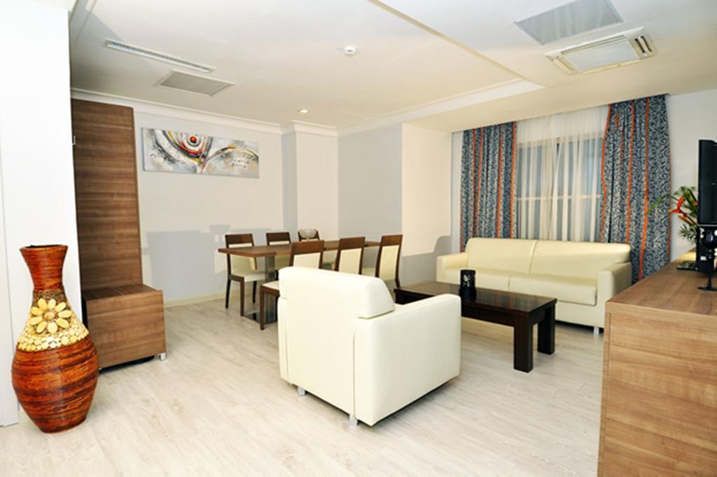 Benin Royal Hotel Cotonou Cameră foto